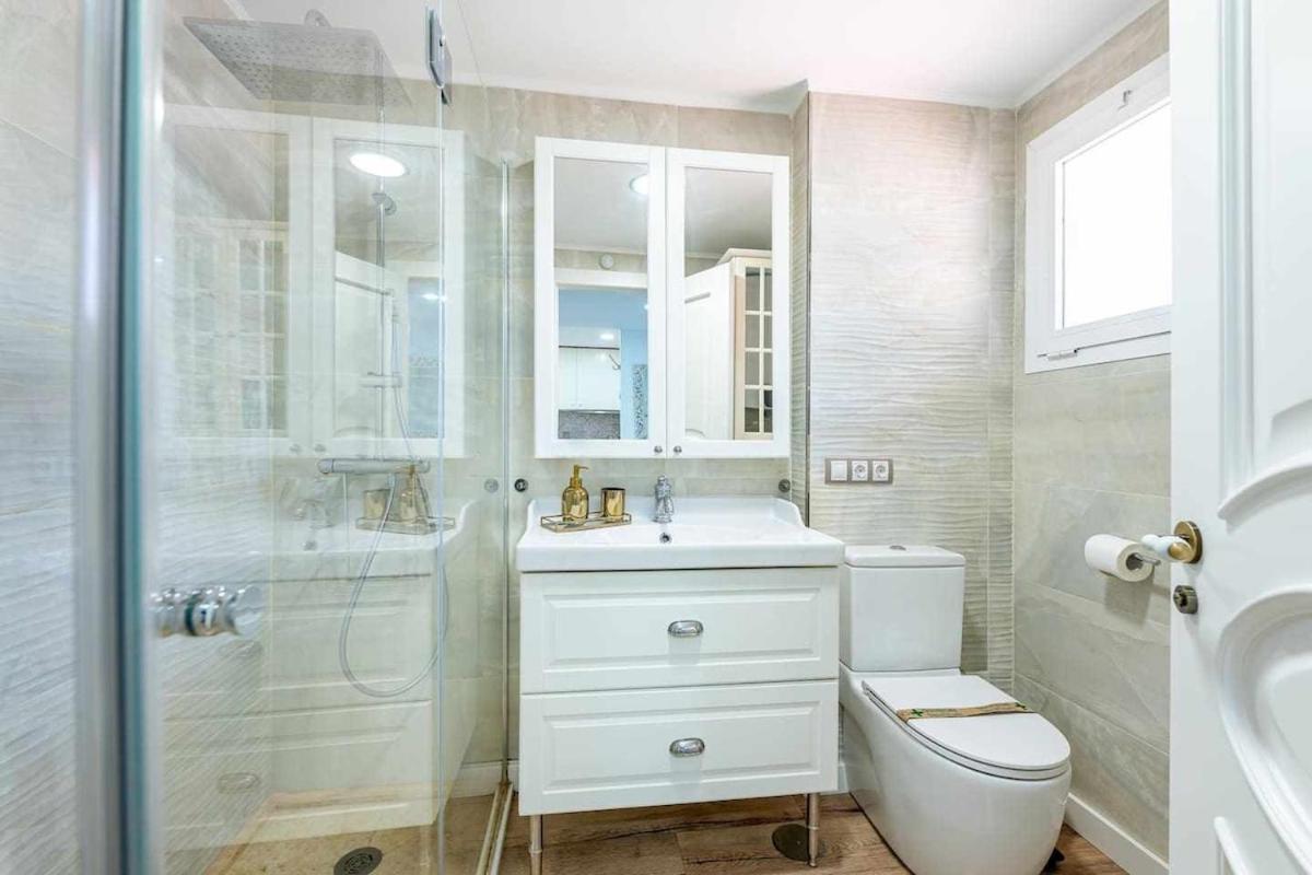797 Holiday Rentals - Lujoso Apartamento En Arroyo Con Piscina เบนัลมาเดนา ภายนอก รูปภาพ