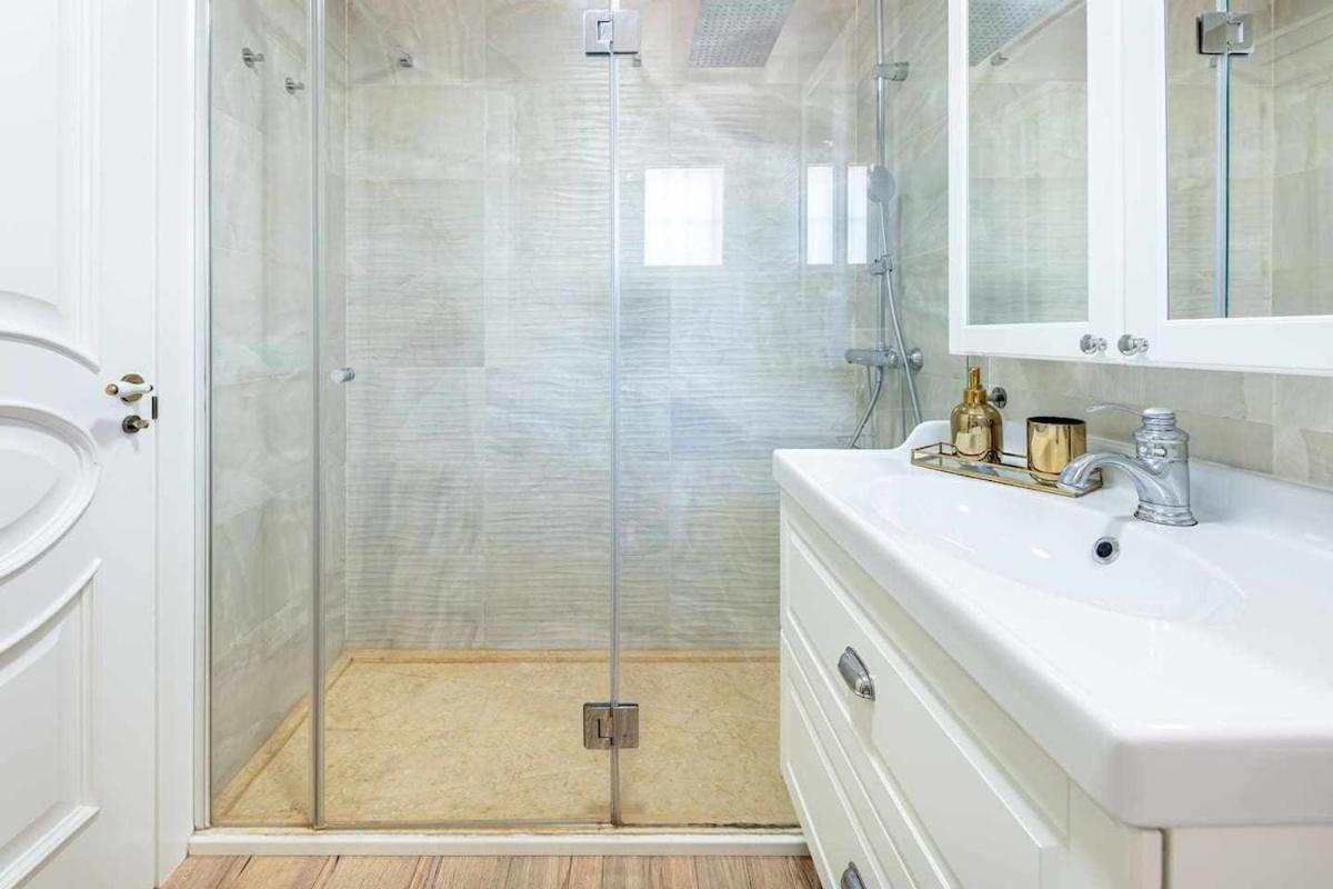 797 Holiday Rentals - Lujoso Apartamento En Arroyo Con Piscina เบนัลมาเดนา ภายนอก รูปภาพ